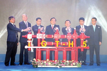 First oil flows from new rig in Te Giac Trang field